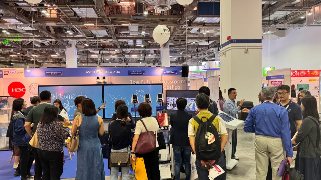 奧威亞AI教育解決方案亮相新加坡，共同探討未來教育新樣態(tài)