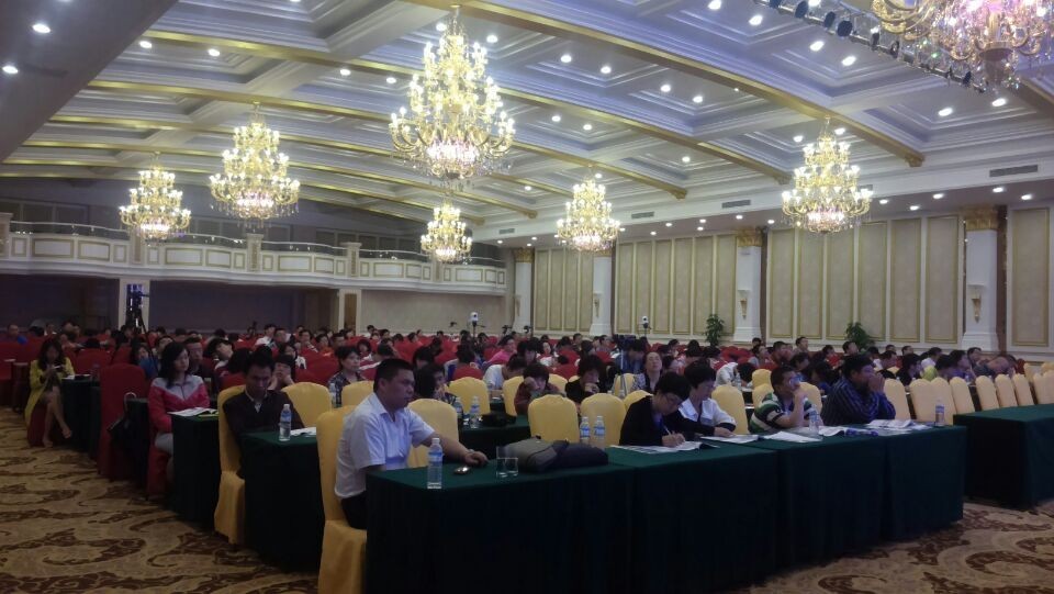 AVA攜手中國教育技術(shù)協(xié)會辦全國“數(shù)字校園應用培訓班”