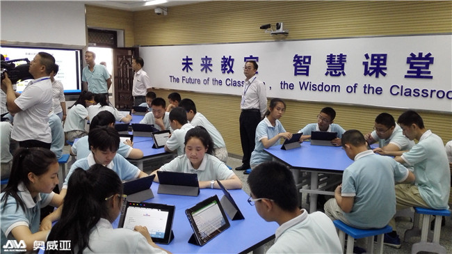 未來(lái)課室還能加互動(dòng)課堂？看看錄播廠家是怎么做的
