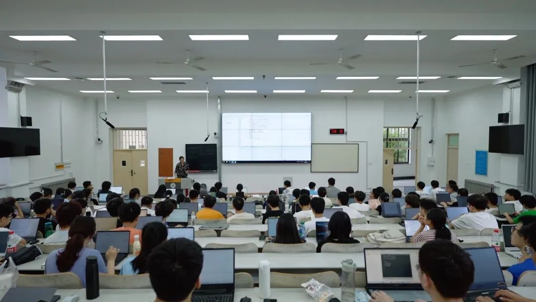 智慧教室解鎖課堂新模式，山東大學引領教育數(shù)字化潮流